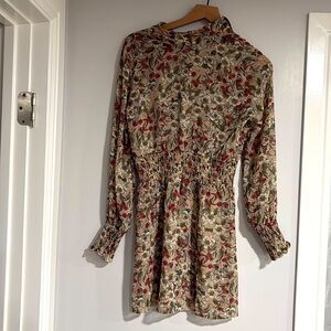 Papercrane floral short dress size smalll
